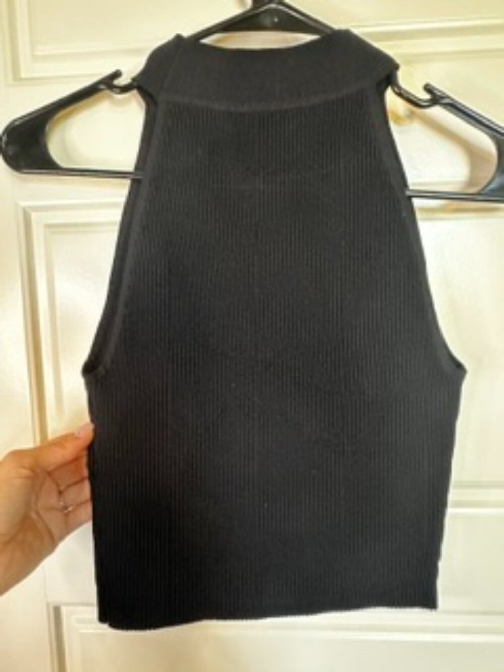 Babaton Black Ribbed Tank Top